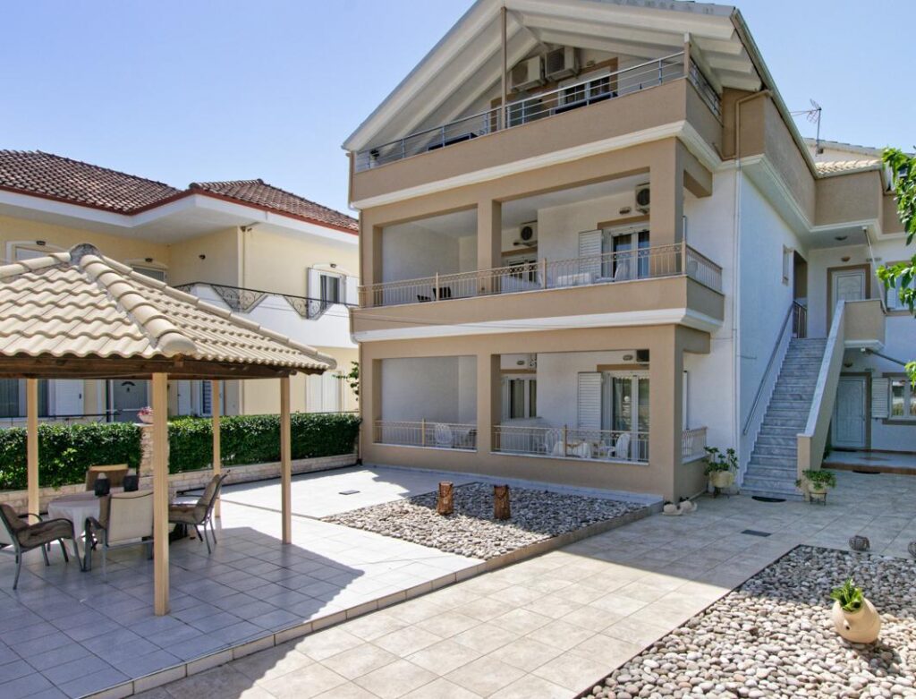 Elva Studios in Epiros, 15 dagen Ammoudia Griekenland