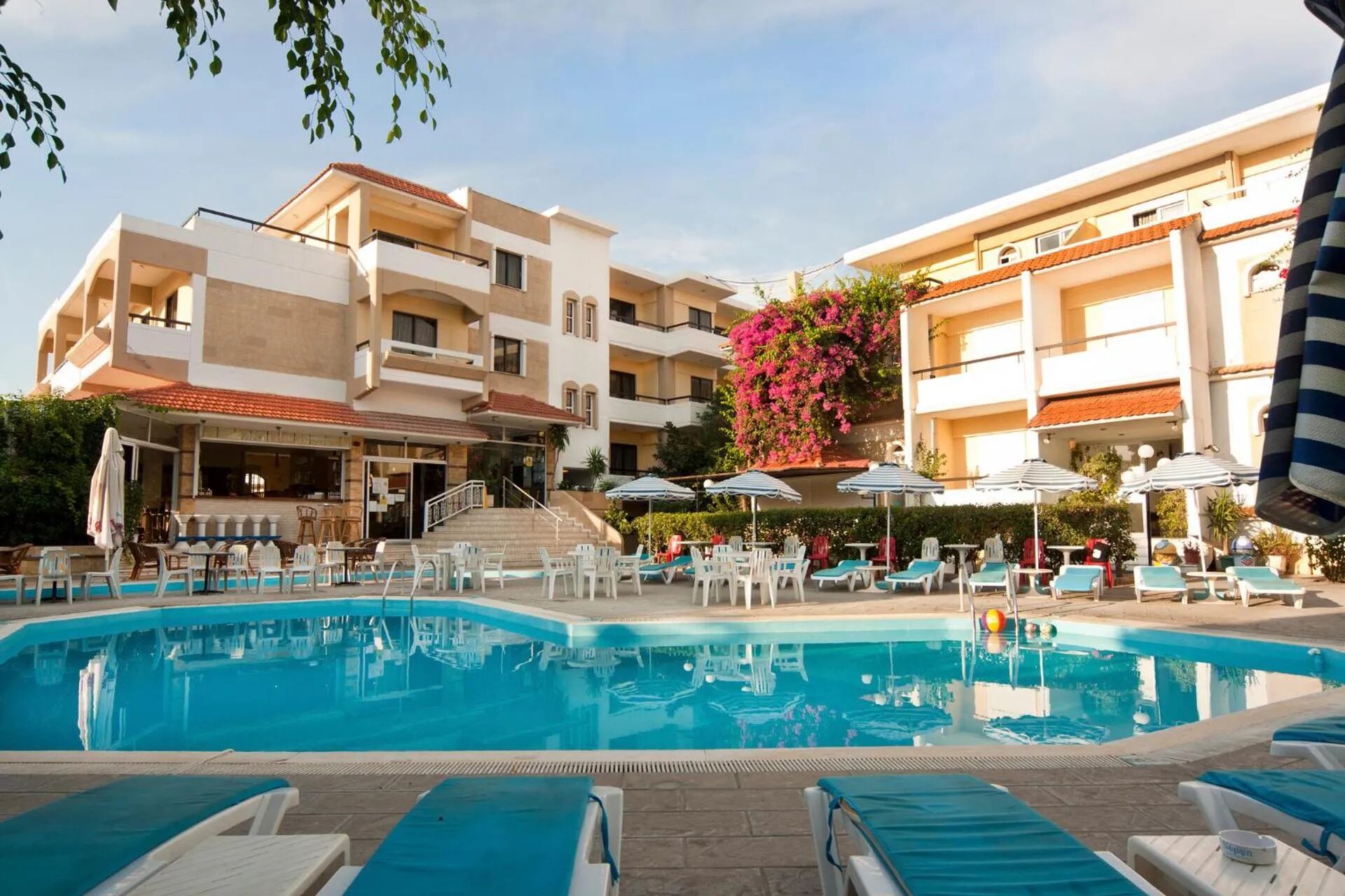 Kassandra Family Aparthotel Rhodos Ialyssos Griekenland 1 Kassandra Family Aparthotel Rhodos Ialyssos Griekenland