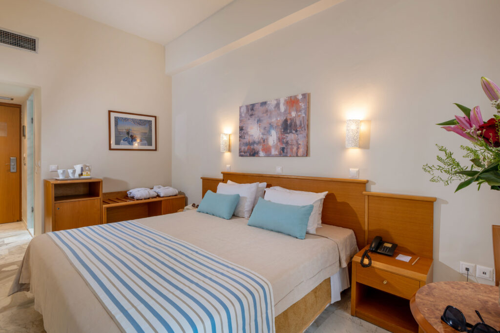 Fly & Go Minos Hotel