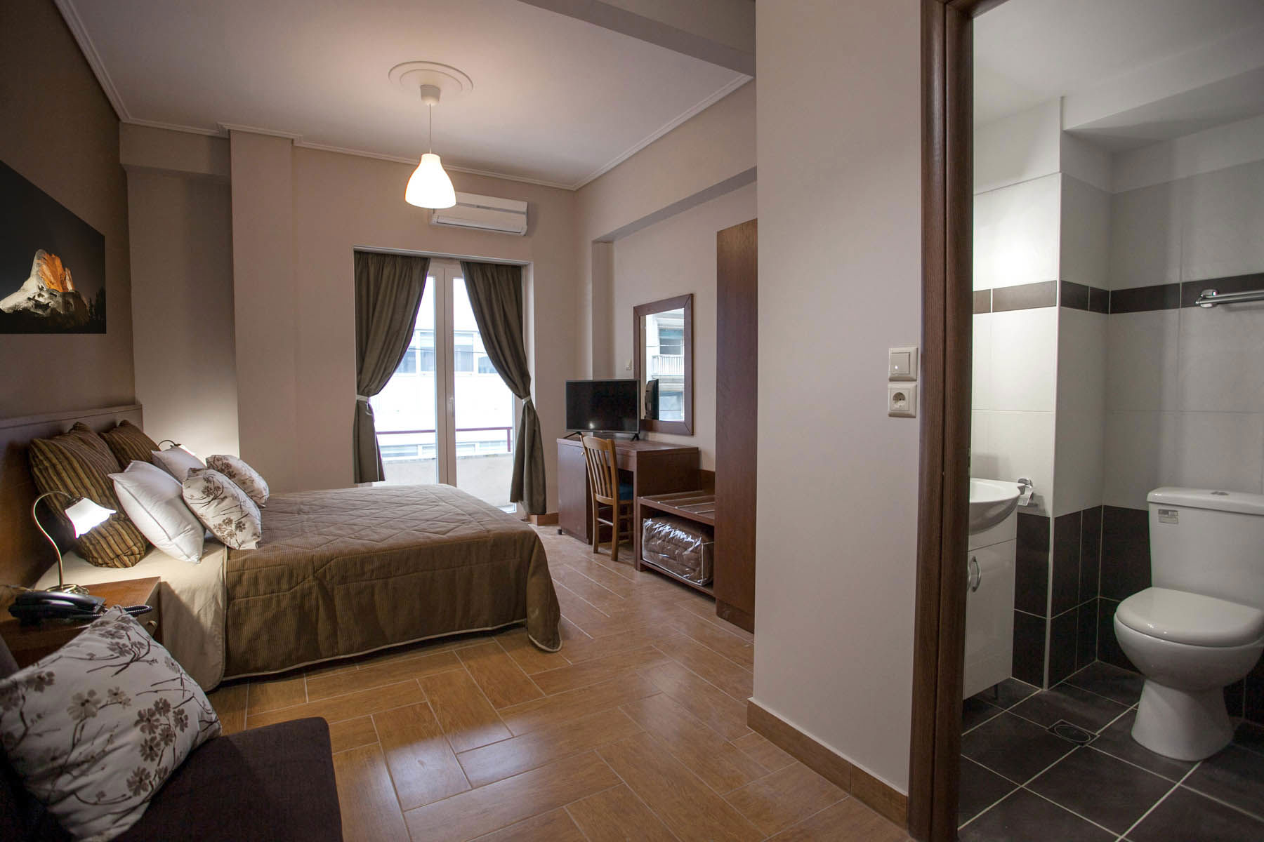 Ambrosia Hotel & Suites 1 Ambrosia Hotel & Suites