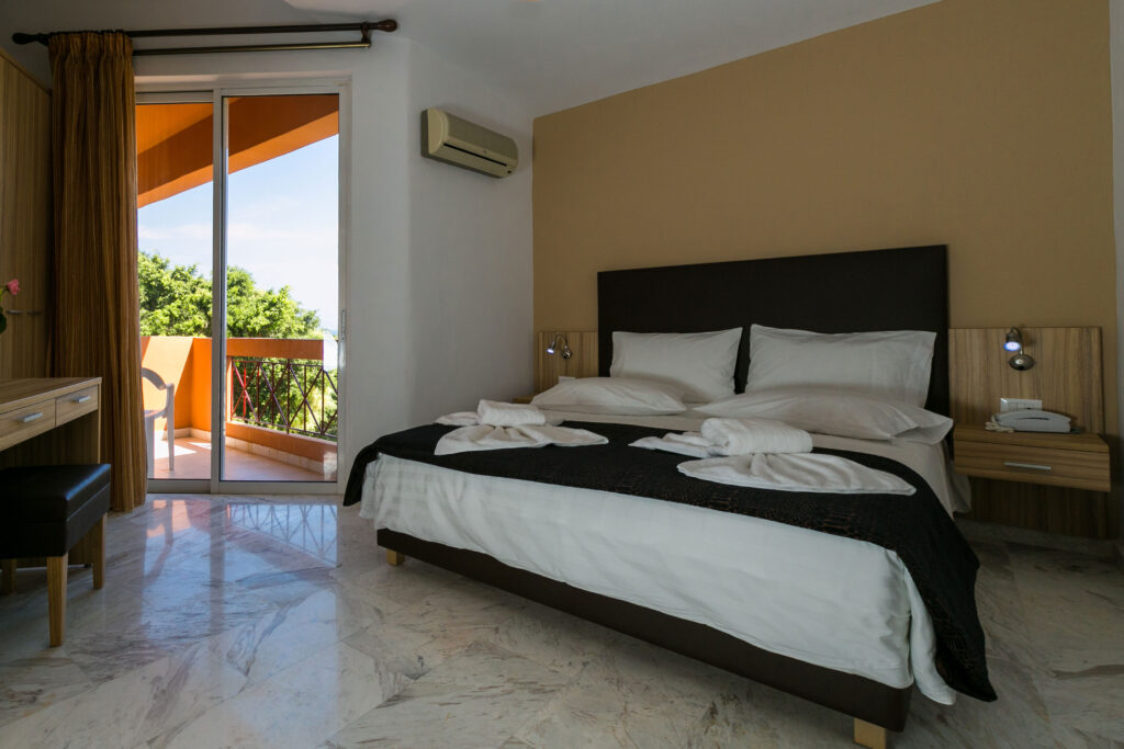 Elotia Hotel