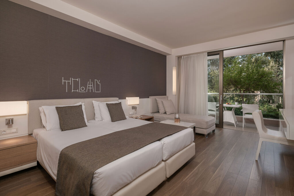 Fly & Go Avra Imperial Hotel