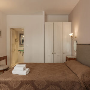 Nami Hotel & Suites