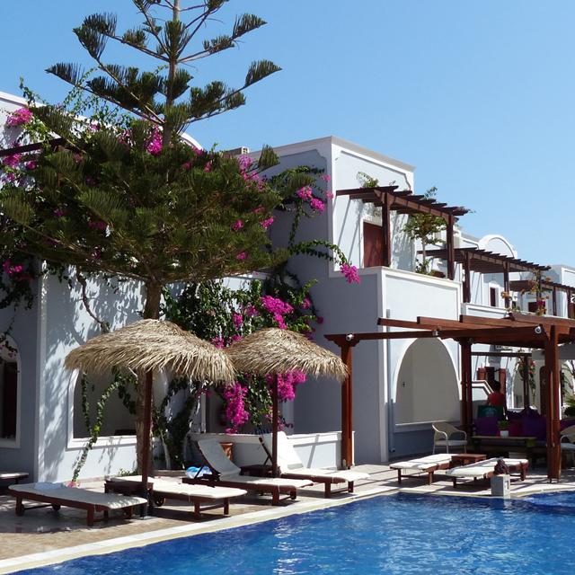 Appartementen Black Sand Santorini Kamari Griekenland