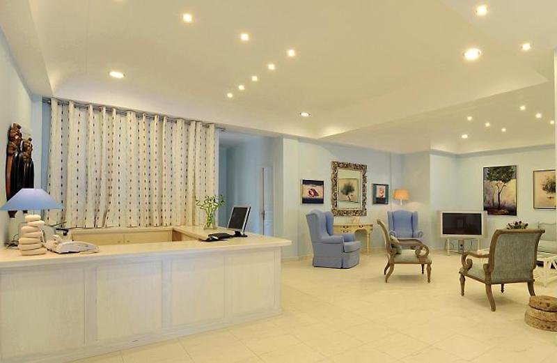 Alesahne Beach Hotel Kamari Griekenland 5 dagen