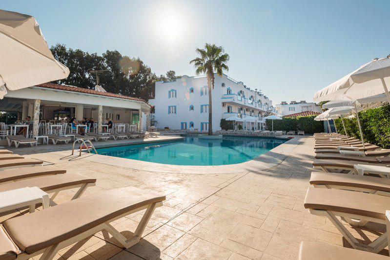 Aegean Blu Hotel Lambi Griekenland 5 dagen