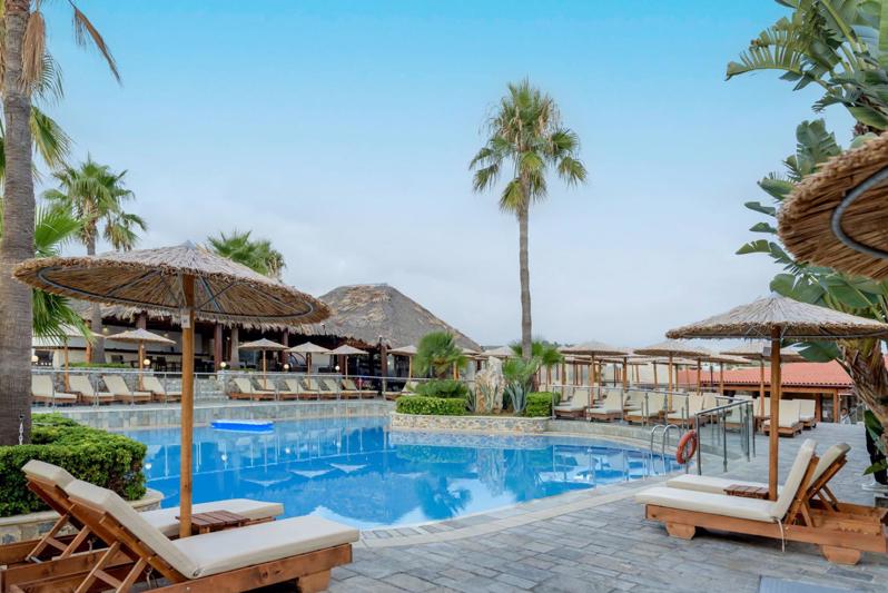 Theo Hotel Agia Marina Griekenland 5 dagen
